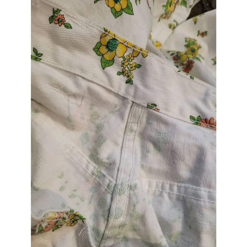 Vintage 1960s Big Yank Jeans 28 White Floral Hippie Psychedelic Bell Bottom